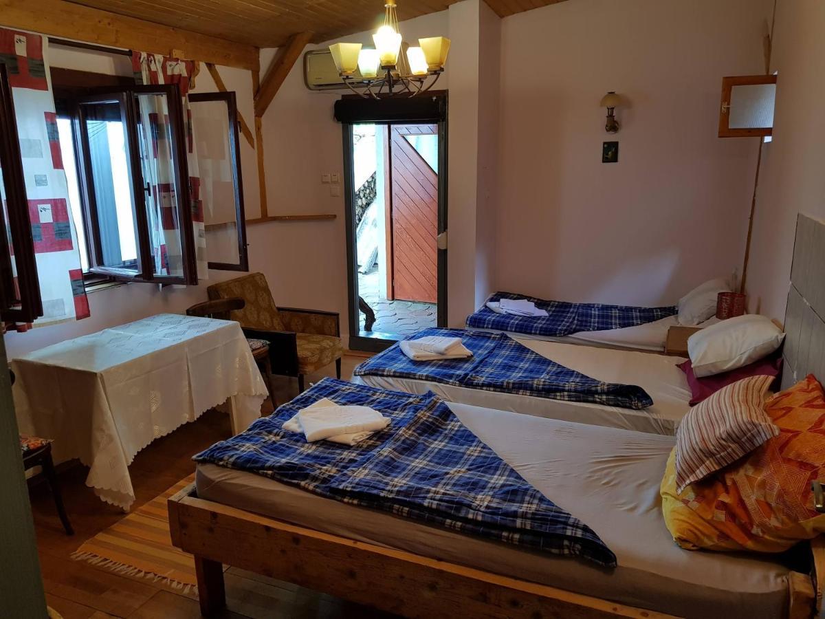 Hompot Accommodation Deva Dış mekan fotoğraf